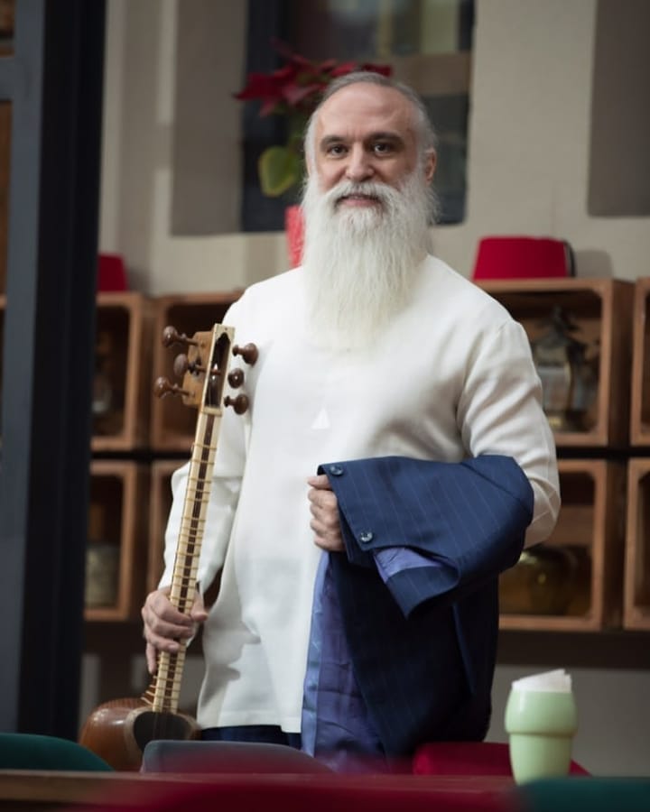 داوود آزاد مشق نام لیلی